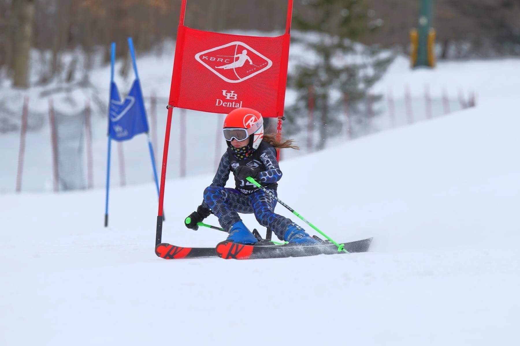 Young Girl Skiing in Gates.JPG